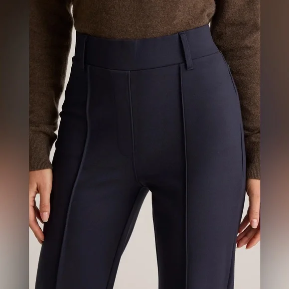 Quince Ultra-Stretch Ponte Flare Leg Pants Navy Size Medium - Picture 4 of 8